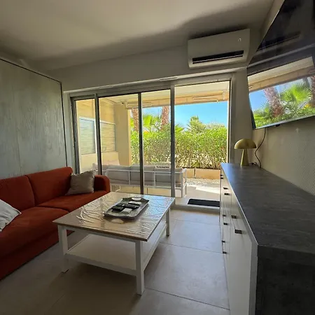 Apartamento T2 Cosy En Bord De Avec Terrasse, Piscine Et Parking