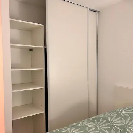 T2 Cosy En Bord De Avec Terrasse, Piscine Et Parking Apartamento Antibes