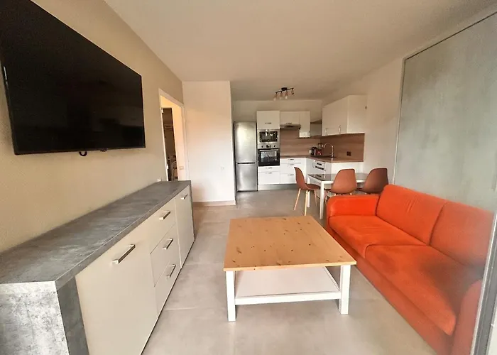 Lägenhet T2 Cosy En Bord De Avec Terrasse, Piscine Et Parking